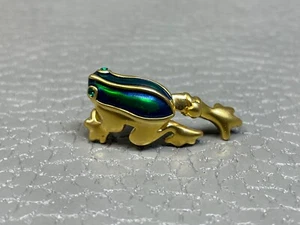 Figural Enameled Frog Toad Yellow Gold Plated Tie Tack Lapel Pin - Picture 1 of 2