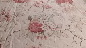 Vintage Croscille Bedspread Tan Roses Lace Trim Ruffles 92x106 Cottage **NICE** - Picture 1 of 9