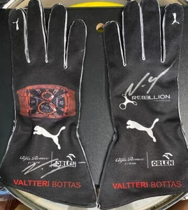 VALTTERI BOTTAS SIGNED GLOVES - Bild 1 von 2