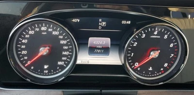 Cuadro medidor velocímetro OE Clase E 2017-2017 77 k millas Mercedes-Benz Foto 1 de 4