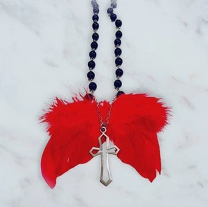 Collar gótico de alas de ángel de lolita con cruz - plumas rojas hechas a... - Imagen 1 de 4