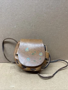 Vintage 60s-70s Handmade Tooled Floral Leather Shoulder Bag Flowers Purse - Picture 1 of 4