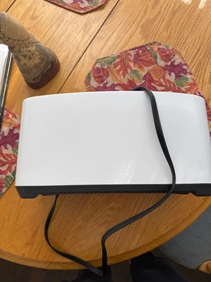 Breville the A Bit More 4 Slice Toaster BTA730XL - Image 1 of 4