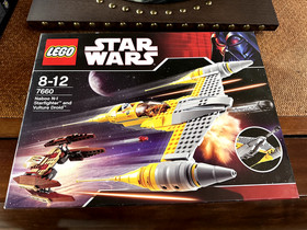 LEGO Star Wars: Naboo N-1 Starfighter with Vulture Droid (7660)