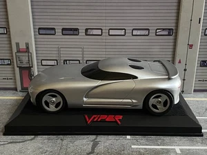Dodge Viper Defender Morphed Viper RT/10 GTS aus TV-Serie VIPER ca. 1:18 - Bild 1 von 6