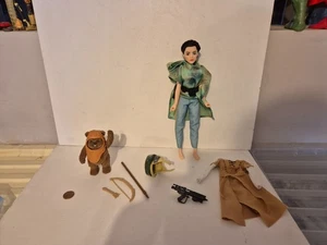 Star Wars Wars Forces Of Destiny Endor Adventure Leia & Ewok Wicket Figure Doll - Picture 1 of 4