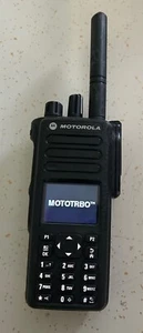MOTOROLA AAH56RDN9WA1AN XPR7550E UHF DIGITAL TWO WAY RADIO - Picture 1 of 10