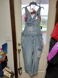 Neu mit Etikett Celebrity Pink Damen Junior Plus Boyfriend Overall Denim mittelblau XXL - Bild 1 von 2