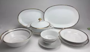 Tirschenreuth Bavaria Speiseservice für 10 Personen weis gold Reliefdecor - Bild 1 von 12