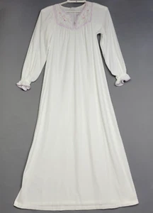 Vintage Miss Elaine Victorian Nightgown Womens S White Fleece Quilt Embroidered - Picture 1 of 12