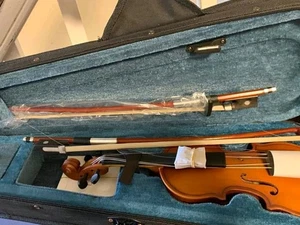 Mendini Violin - Picture 1 of 2