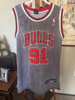 Camiseta deportiva de baloncesto cosida vintage para hombre Chicago Bulls Dennis Rodman #91 talla L Foto 1 de 4
