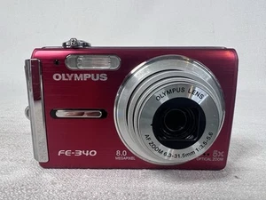 Cámara digital Olympus FE-340 8,0 mega píxeles roja con batería probada NECESITA REPARACIÓN - Imagen 1 de 7