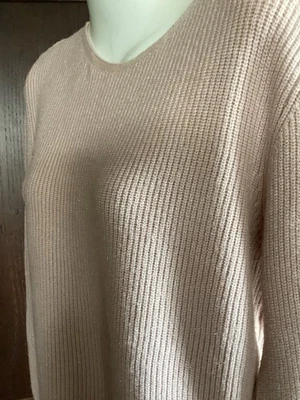 MADE IN P.R.C.  wunderschöner extravaganter PULLI, zartes Rosé, dezentes GLITZER - Bild 1 von 4