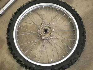 Yamaha YZ 250 F YZ250 2003 rueda delantera - Imagen 1 de 1