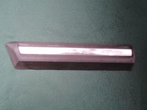 VOLVO 740 / 760 Left Front Fender BODY SIDE MOLDING Section - Picture 1 of 12