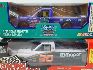 1:24 Druckguss Racing Champions Craftsman Super Truck Serie 2er-Set (RTC1497) - Bild 1 von 5