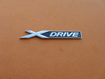 BMW XDRIVE X-DRIVE X3 X5 528I 328I E70 F30 F10 F31 EMBLEMA LOGOTIPO INSIGNIA USADO A42084 Foto 1 de 3