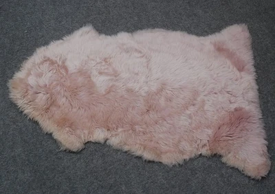100% Natural sheep Fur Sheep Skin Rug Luxury Throw Silky Warm Floor  Mat 28 - Image 1 of 4