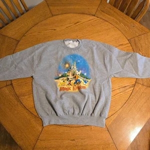 Vintage WALT DISNEY WORLD Magic Kingdom Women Sweatshirt Sz XL Gray - Picture 1 of 4