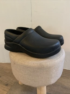 Klogs Calzado Zapatos sin cordones Para mujeres Ropa de trabajo antideslizante Talla 6 Negro Foto 1 de 4