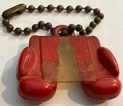 Guantes de Boxeo Vintage CALVERT WHISKEY Rojo Plástico Resina/Plástico Llavero Foto 1 de 3