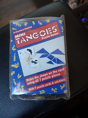 全新迷你 Tangoes 益智游戏 带说明和塑料盒 7 张益智卡 — 第 1/3 张图片