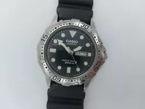 Reloj Casio MTD-1001 Hombre Buzos 200M - Imagen 1 de 9