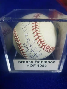 Brooks Robinson Signed Autograph HOF 1983 Baseball Beckett BAS - Picture 1 of 6