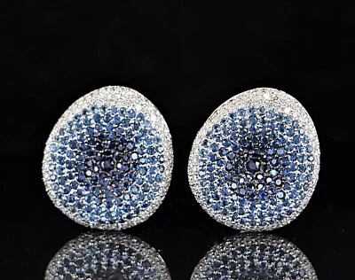 Pendientes Huggie Ombre Zafiro Azul Diamante Redondo Pavé Oro Blanco 18k $11,500 Foto 1 de 4