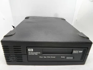 HP DAT320 USB External Tape Drive DAT320 AJ823A 496502-001 Tested - Afbeelding 1 van 5