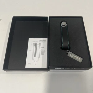 Mercedes AMG Petronas F1 Leather Keychain - Picture 1 of 2