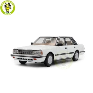 1/18 Toyota Crown Seventh Generation MS122 White Beige Diecast Model Car - Picture 1 of 17