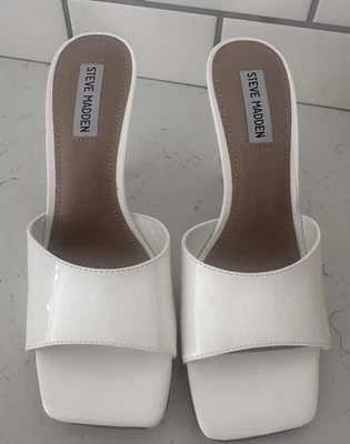Steve Madden | Tacones charol blanco señal talla 9,5 Foto 1 de 4