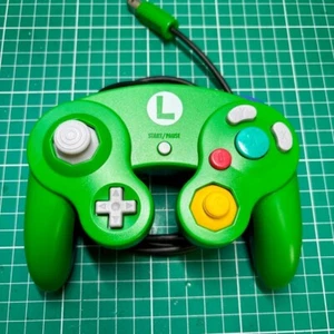 Club Nintendo Official GameCube GC Controller Luigi Green Limited Japan - Picture 1 of 2