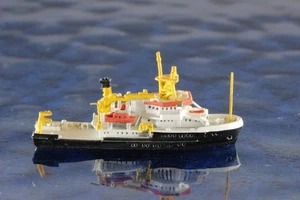 Atair Hersteller Albatros K 48  ,1:1250 Schiffsmodell - Picture 1 of 2