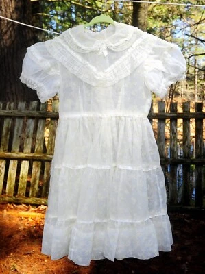 VTG 60s Little Girls Off-White Organza Party Dress Size 5/6 Floral Flocked/Lace - Image 1 of 4