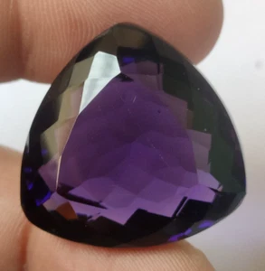 AAA+ 28 Ct. Large Purple Amethyst Trillion Cut Loose Gemstone Gift for Birthday - Picture 1 of 6