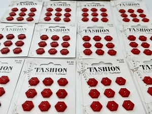 Botones de novedad de 12 tarjetas óxido rojo hexágono 5/8"" Blumenthal Lansing Crafts costura - Imagen 1 de 12