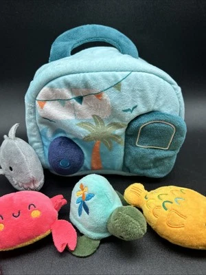 Плюшевый набор для активного отдыха на пляже Carters сенсорная морская жизнь животные детская игрушка - Изображение 1 из 4