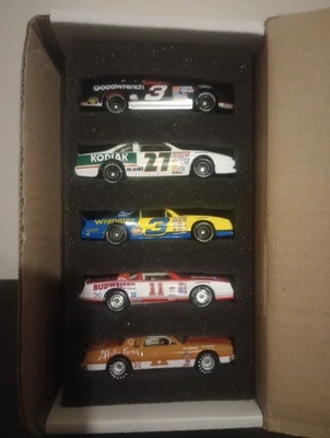Action 30 Years of Champions 1:64 Set Of 5 Earnhardt Wallace Waltrip Yarborough - Image 1 of 4