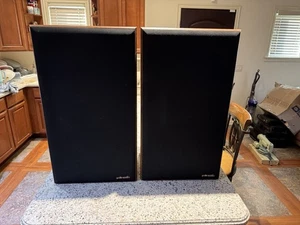 Polk Audio Monitor Serie 10 Altoparlanti Stereo a 3 Vie - Foto 1 di 13