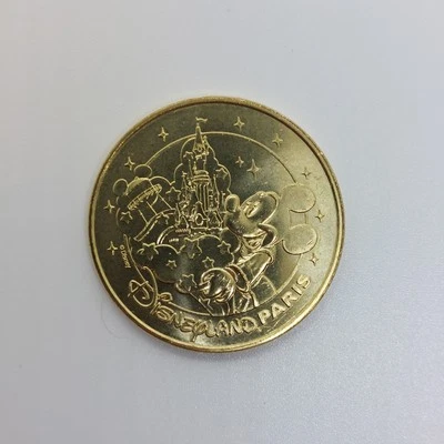 Disneyland Paris 2024 Limited Mickey Disney Castle and Studios Collectors Coin - Image 1 of 2