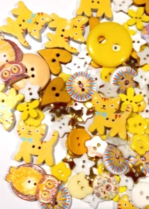 150 Mixed Design Yellow & Gold Themed Buttons, cats,owls,flowers,stars,heart,etc - Picture 1 of 2