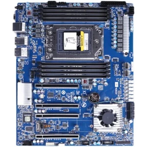 Serveur mère large GIGABYTE MC22-HS0 AMD TRX40 DDR4 ATX 3960X/3970X/3990x - Photo 1/1