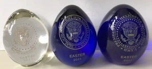 Juego de 3 huevos de Pascua de vidrio 2011 Casa Blanca, sello presidencial y escuadrón de helicópteros - Imagen 1 de 7