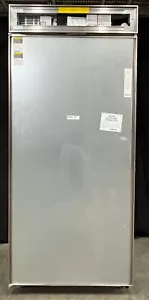 Sub-Zero CL3650RID/O/L 36" Classic Refrigerator with Internal Dispenser - Picture 1 of 11
