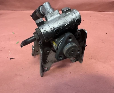 BMW E39 528i 525I 530I Power Steering Pump LUK OEM #99170 - Image 1 of 4