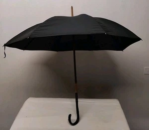 Alter Vintage Regenschirm (Ref: Hang) - Bild 1 von 13