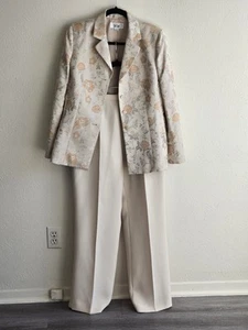 Le Suit Women's Two Piece Floral Beige Pant Suit. Sz 10 - Picture 1 of 20
